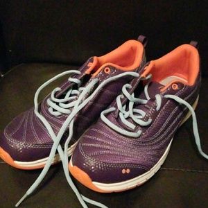 Brand new never worn Ryka tennis shoes